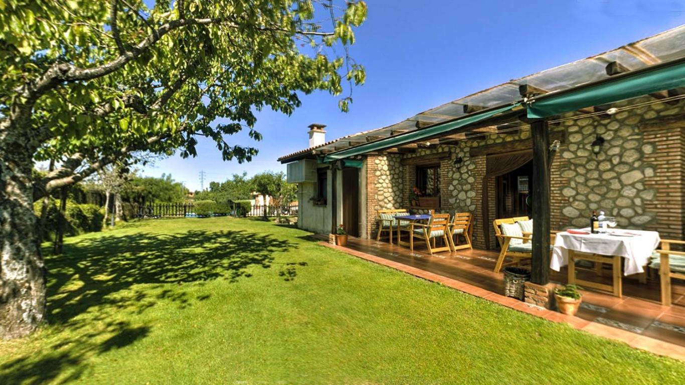 El Canchal De La Gallina - Parking Gratis - Jacuzzi En Privado - Cafeteria - Desayunos - Piscina De Agua Caliente A Partir Del 12 De Abril 2025 Hervás Exterior foto