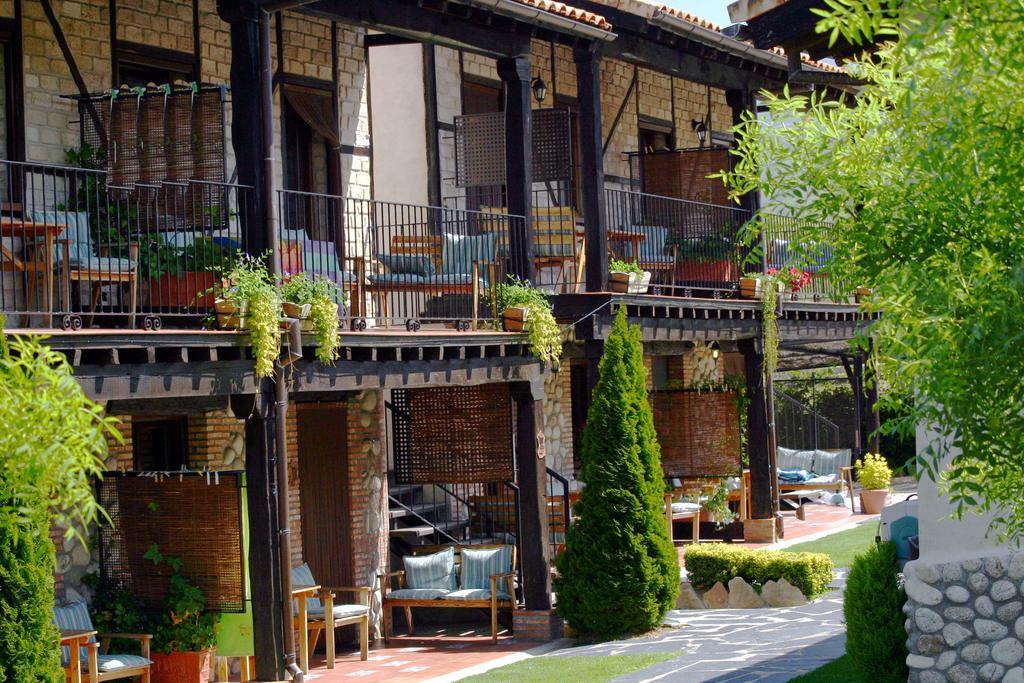 El Canchal De La Gallina - Parking Gratis - Jacuzzi En Privado - Cafeteria - Desayunos - Piscina De Agua Caliente A Partir Del 12 De Abril 2025 Hervás Exterior foto