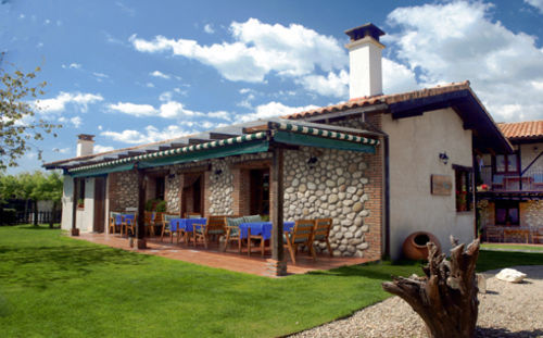 El Canchal De La Gallina - Parking Gratis - Jacuzzi En Privado - Cafeteria - Desayunos - Piscina De Agua Caliente A Partir Del 12 De Abril 2025 Hervás Exterior foto